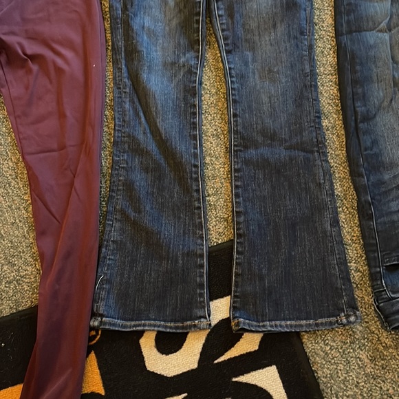 Three pairs of jeans two pair American eagle 1pair time and true great condition - Picture 6 of 8